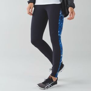 Lululemon Rain-on Train-on Tight Sz 4
